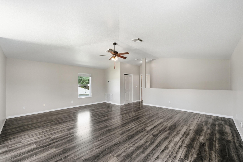 1707 Se Manth Lane - Photo 39