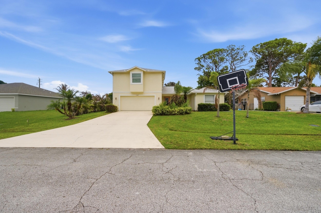 1707 Se Manth Lane - Photo 18