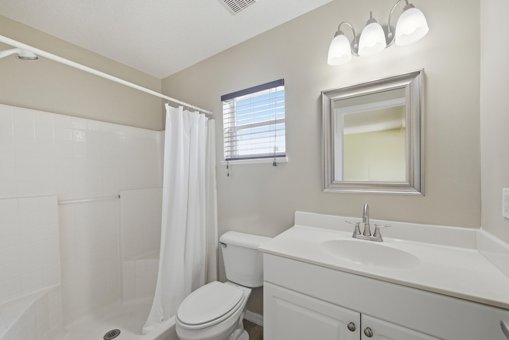 1707 Se Manth Lane - Photo 9