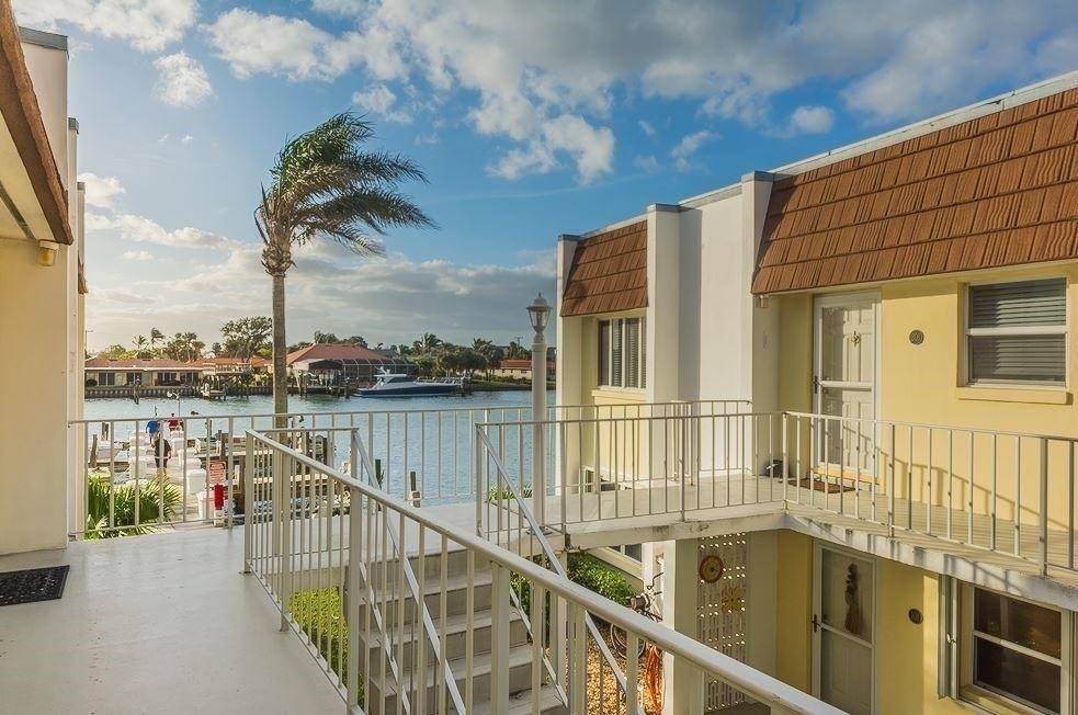 1315 Bayshore Drive - Photo 0