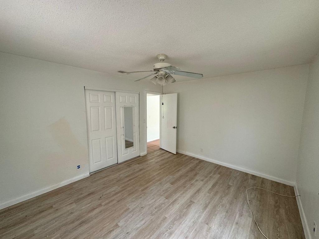 3002 Se Camino Avenue - Photo 7