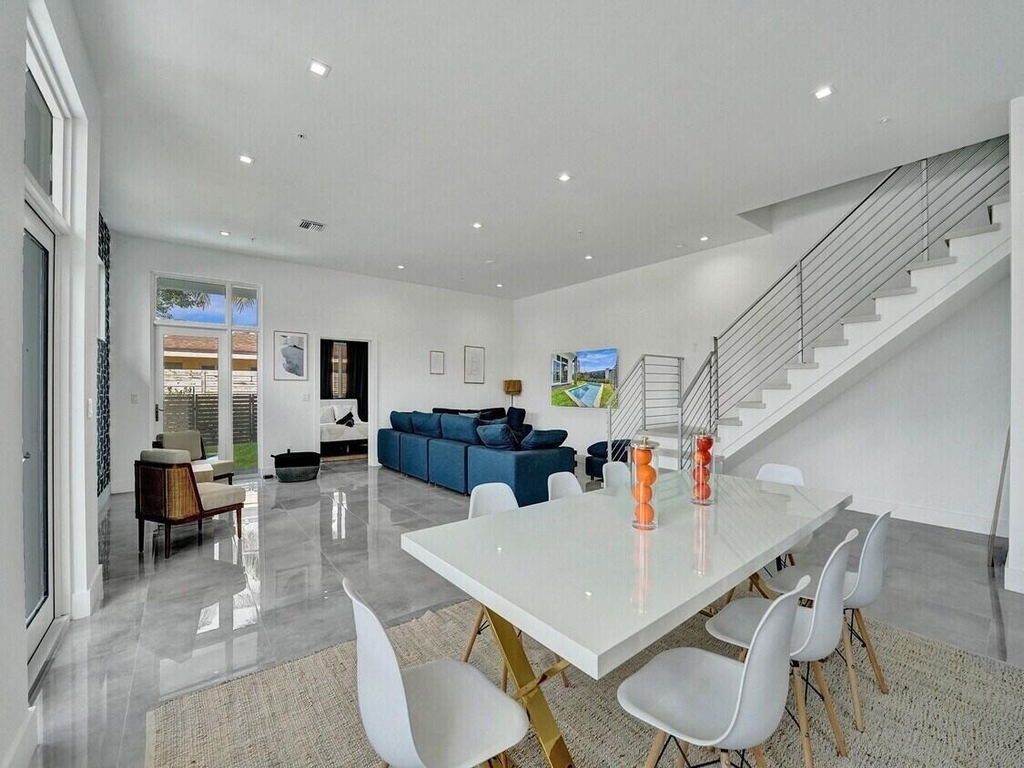 1220 Ne 15th Avenue - Photo 11