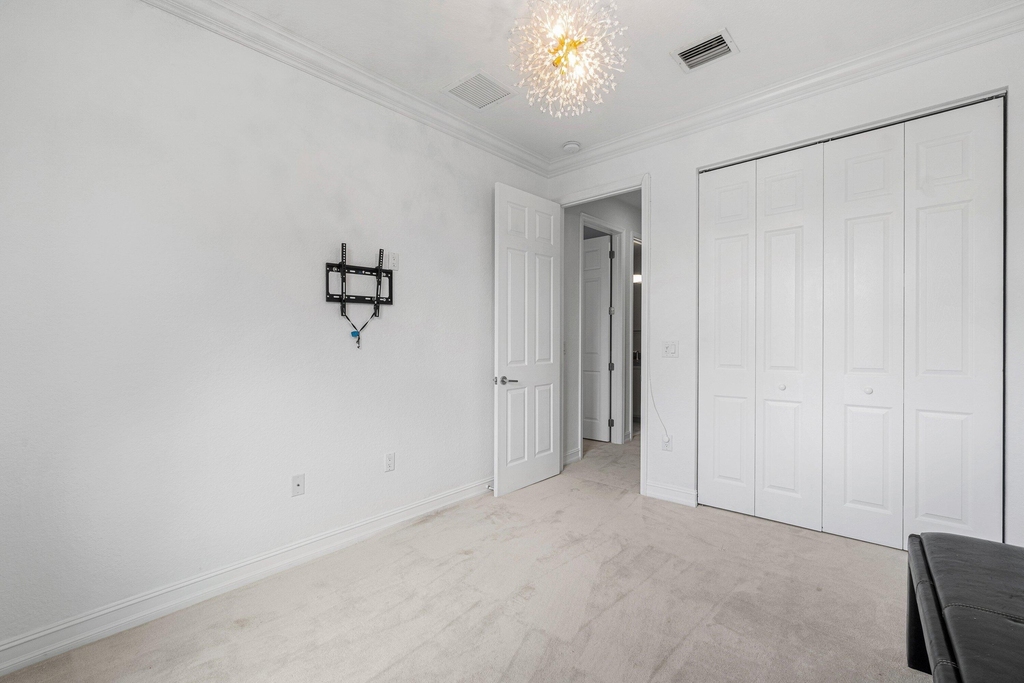 8300 Calabria Lakes Drive - Photo 37