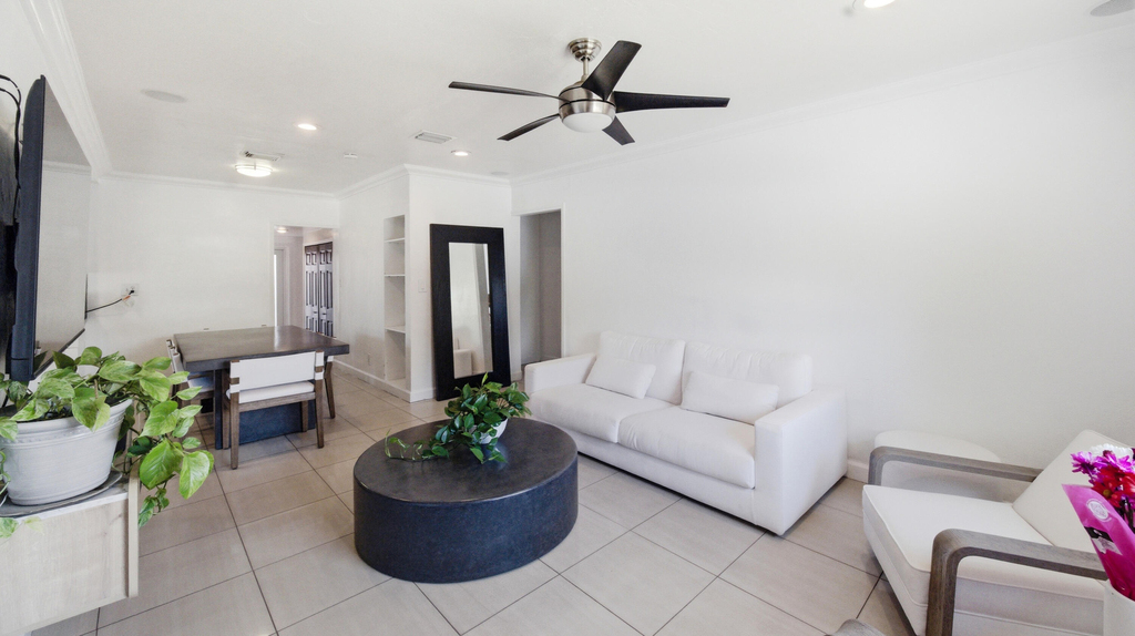 1234 Nw 7th Avenue - Photo 1
