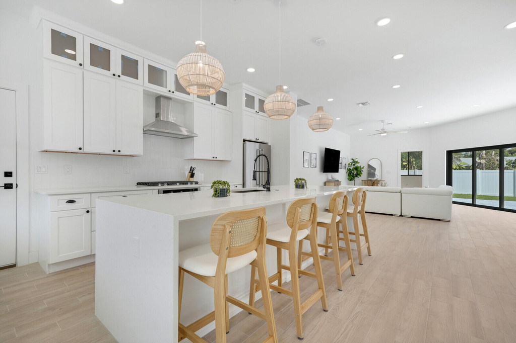 1248 N Harbor Drive - Photo 13
