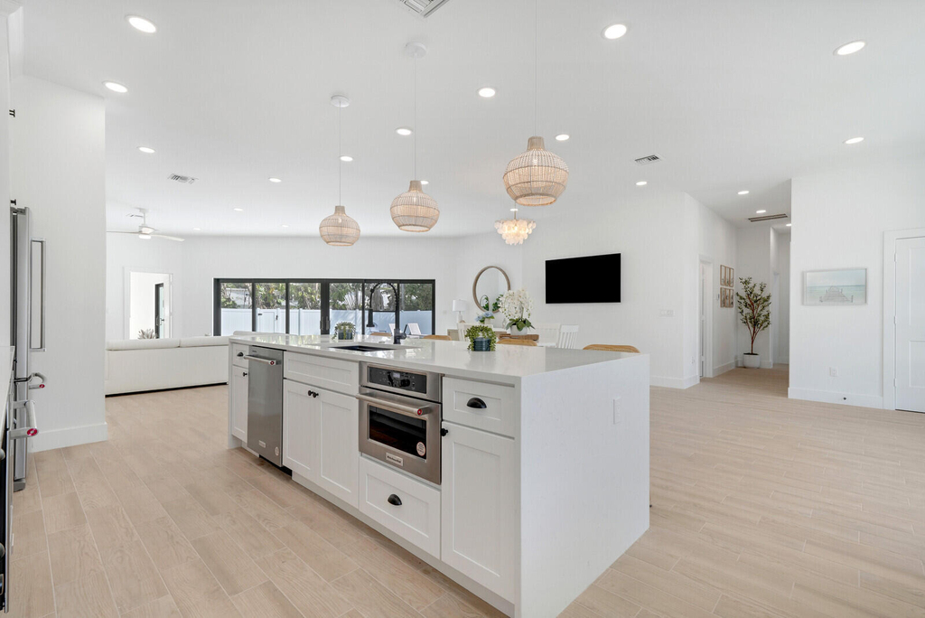 1248 N Harbor Drive - Photo 14