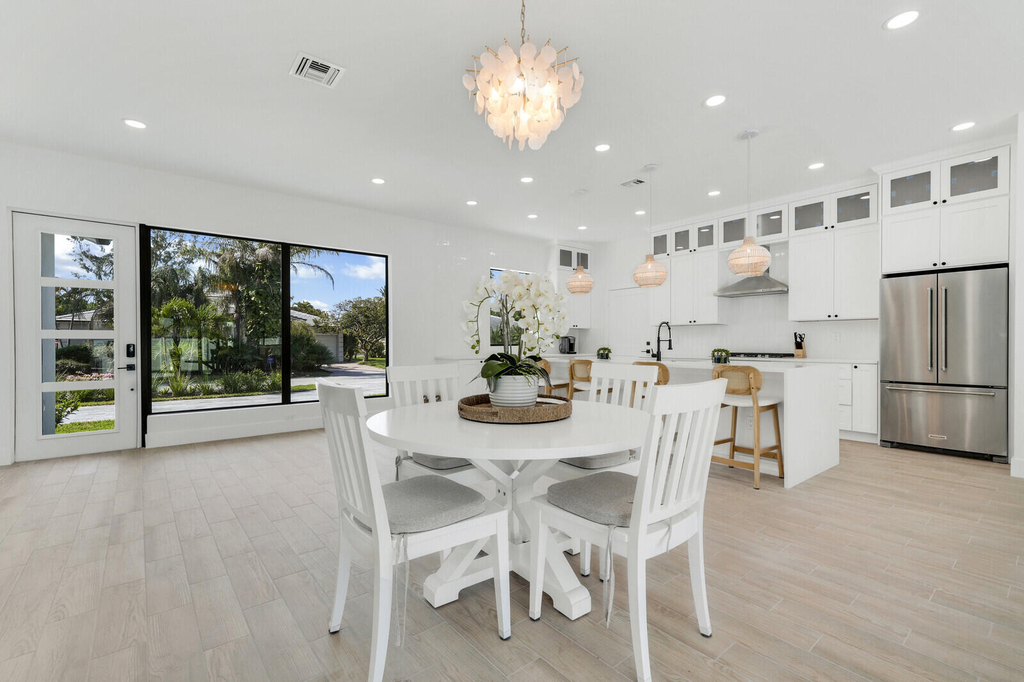1248 N Harbor Drive - Photo 9