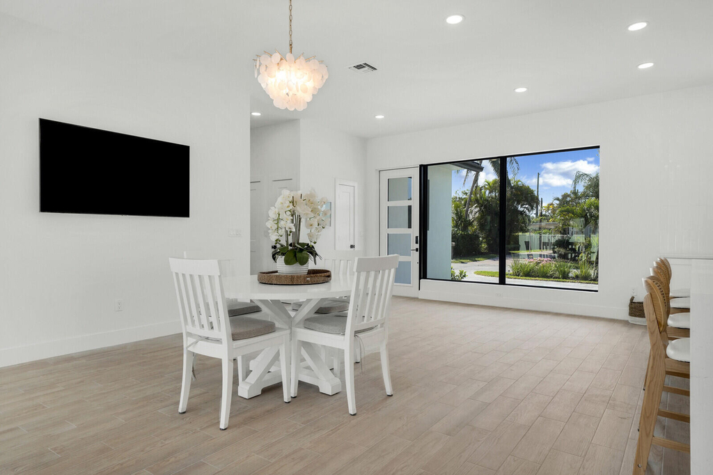 1248 N Harbor Drive - Photo 8