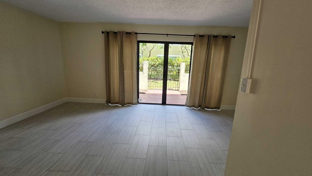 8801 W Sample Road - Photo 3