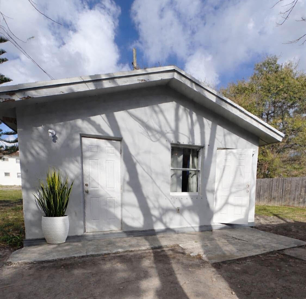 136 N 24th Avenue - Photo 7