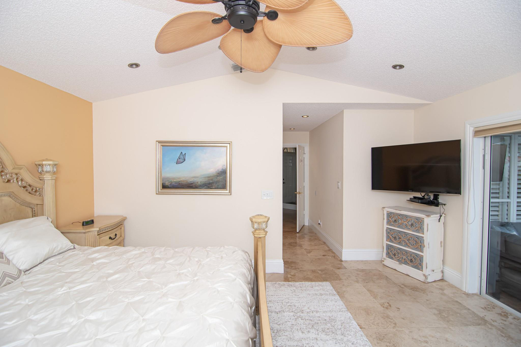 8410 Brussels Way - Photo 14