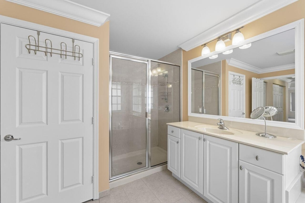 8492 Breezy Oak Way - Photo 35