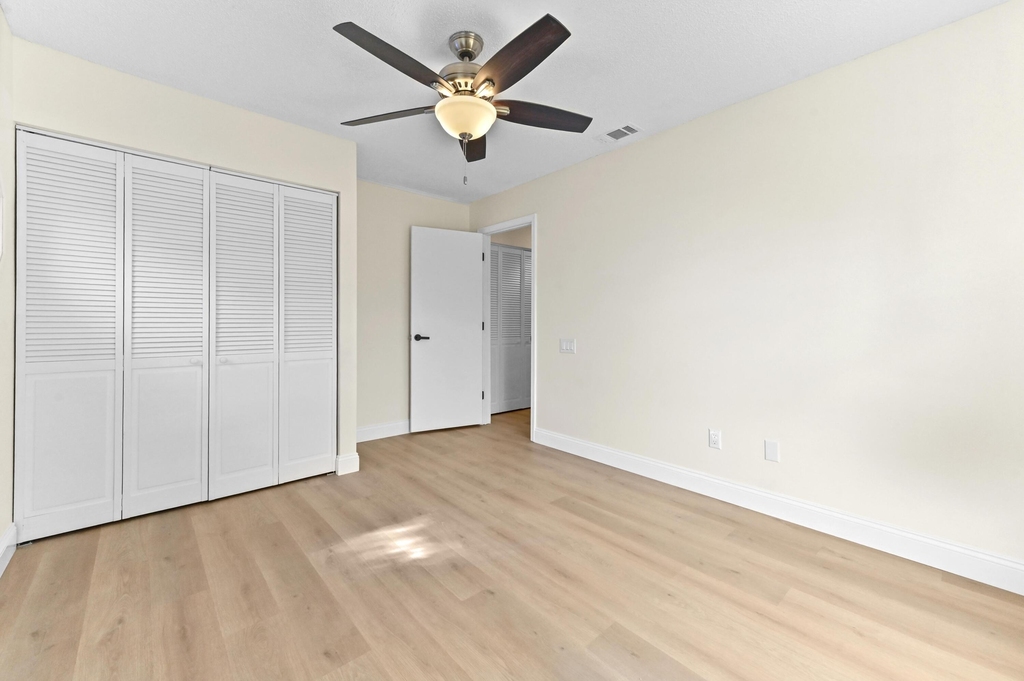 571 Se Anchor Lane - Photo 19