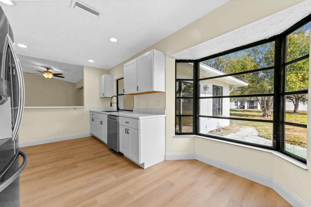 571 Se Anchor Lane - Photo 8