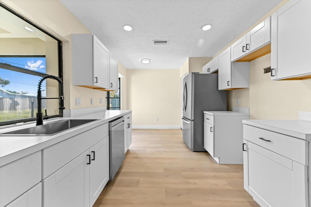 571 Se Anchor Lane - Photo 5