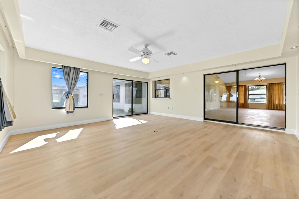 571 Se Anchor Lane - Photo 11