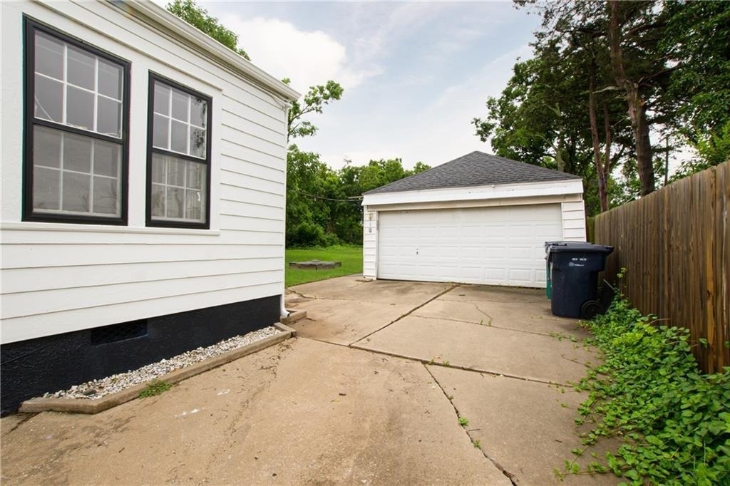 1600 Nw 38th Street - Photo 18