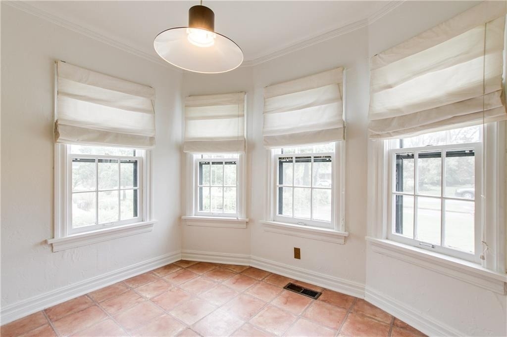1600 Nw 38th Street - Photo 12