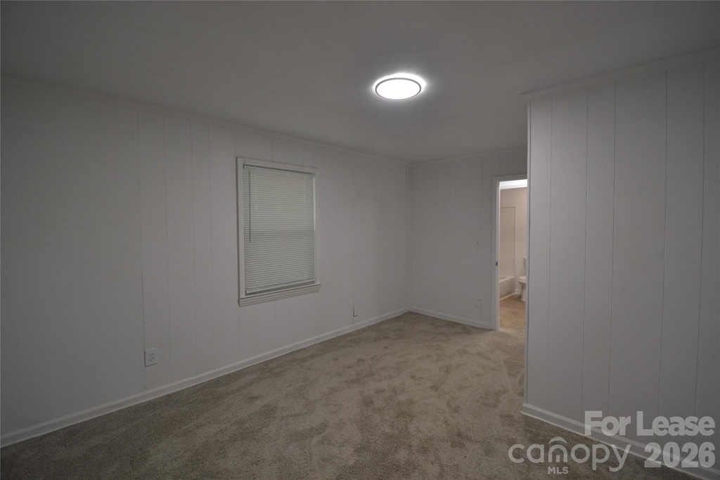 1212 Essex Avenue - Photo 9