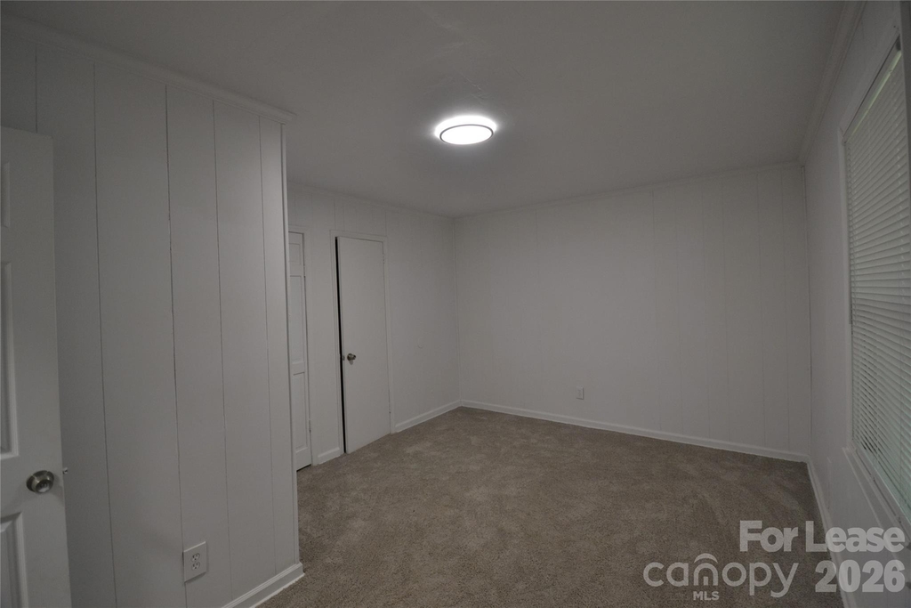 1212 Essex Avenue - Photo 7