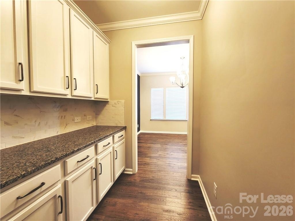 4925 Grace View Drive - Photo 9