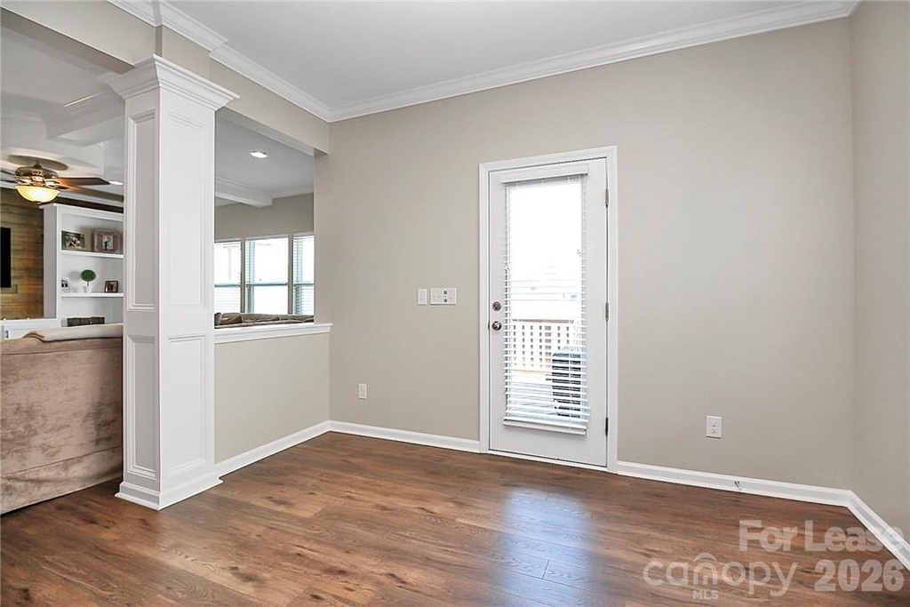 4925 Grace View Drive - Photo 8