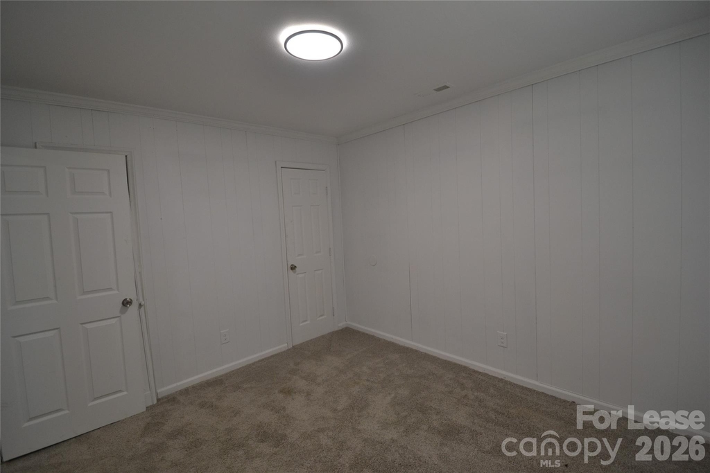 1212 Essex Avenue - Photo 6