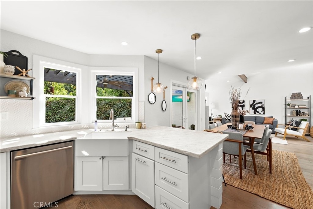 12628 Newport Avenue - Photo 7