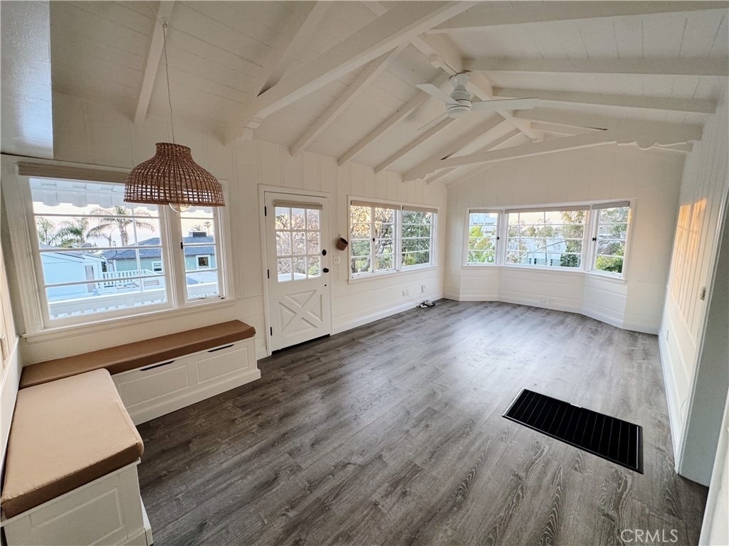 31865 8th - Photo 2