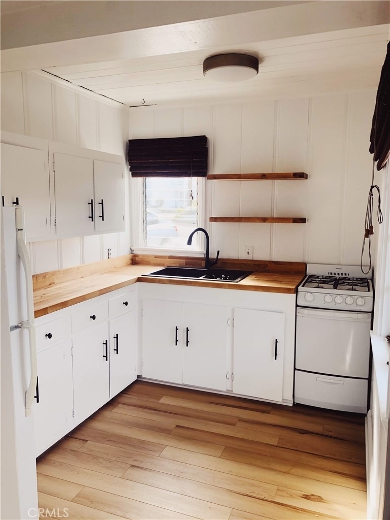 31865 8th - Photo 29