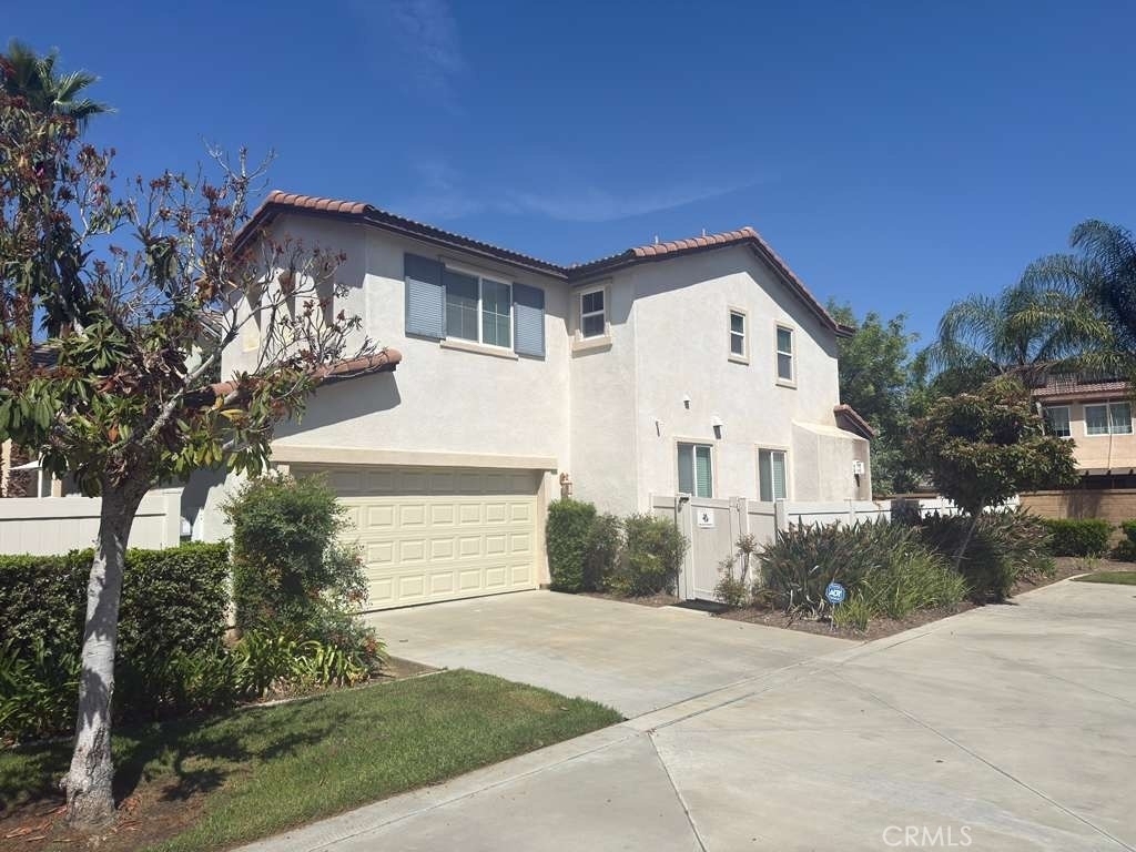 29890 Tucana - Photo 0