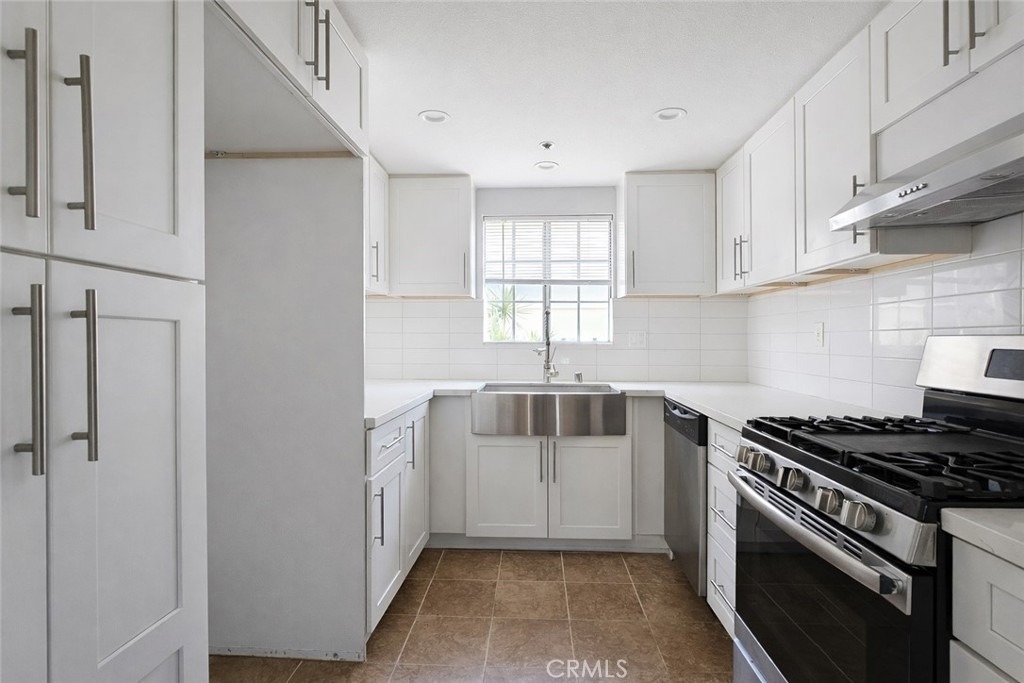598 S 2nd - Photo 4