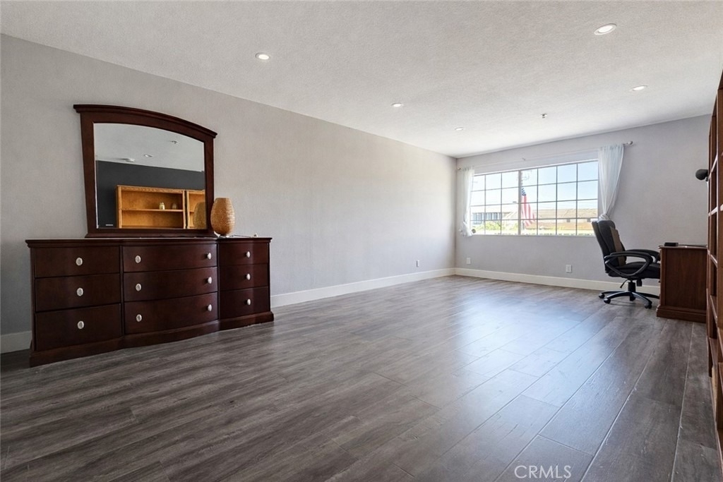 598 S 2nd - Photo 8