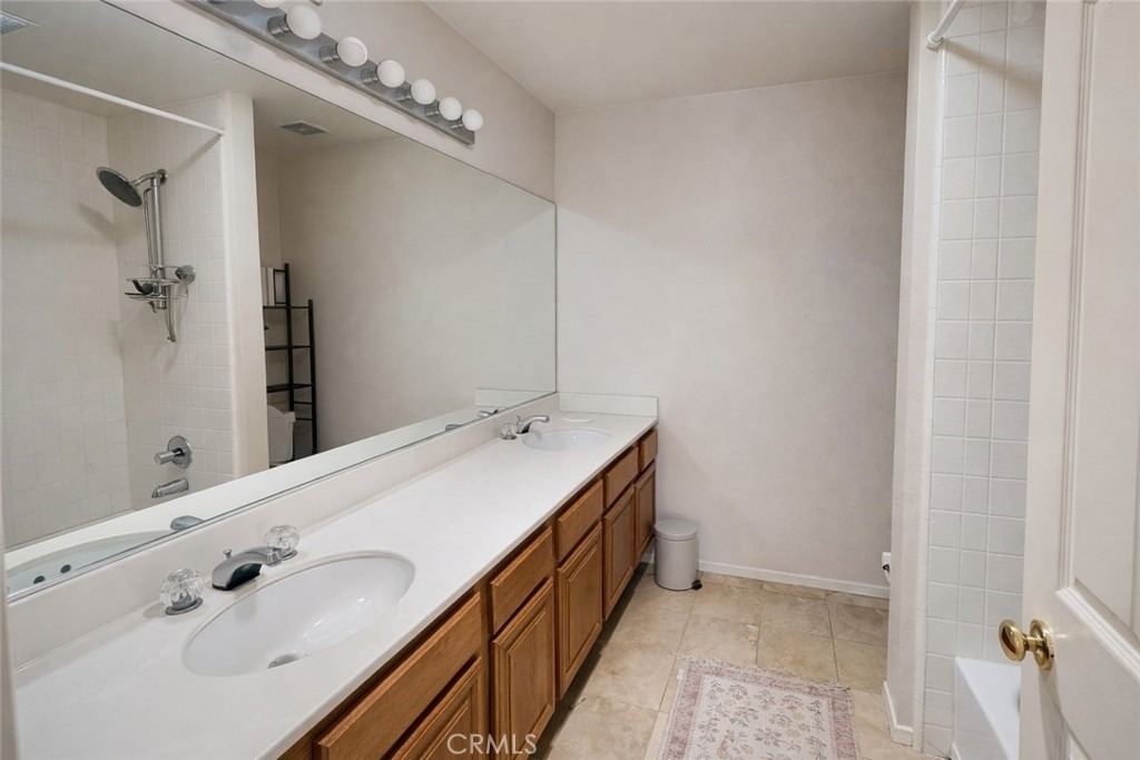 5637 Redwood - Photo 15