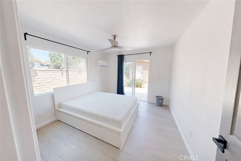 5637 Redwood - Photo 8
