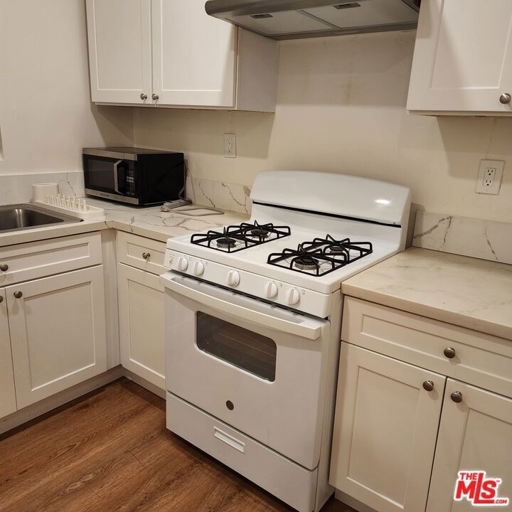 341 S Western Avenue - Photo 6