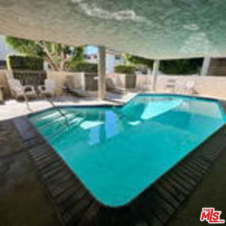 8740 Tuscany Avenue - Photo 17