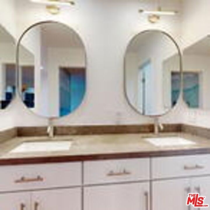 8740 Tuscany Avenue - Photo 14