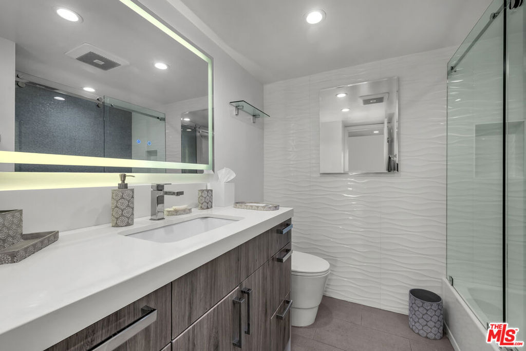 10535 Wilshire Boulevard - Photo 17