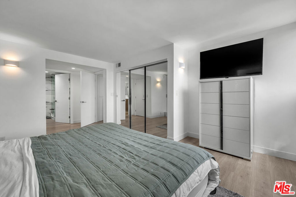 10535 Wilshire Boulevard - Photo 13