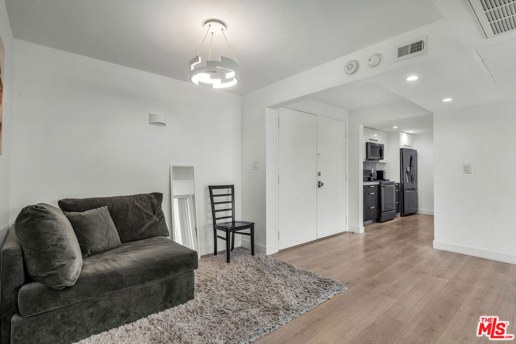 10535 Wilshire Boulevard - Photo 7