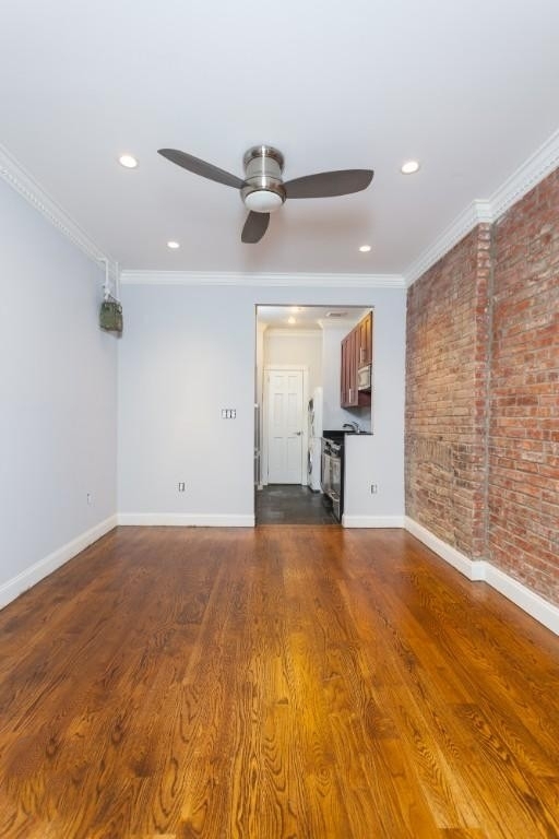 West 14th Street - Photo 1