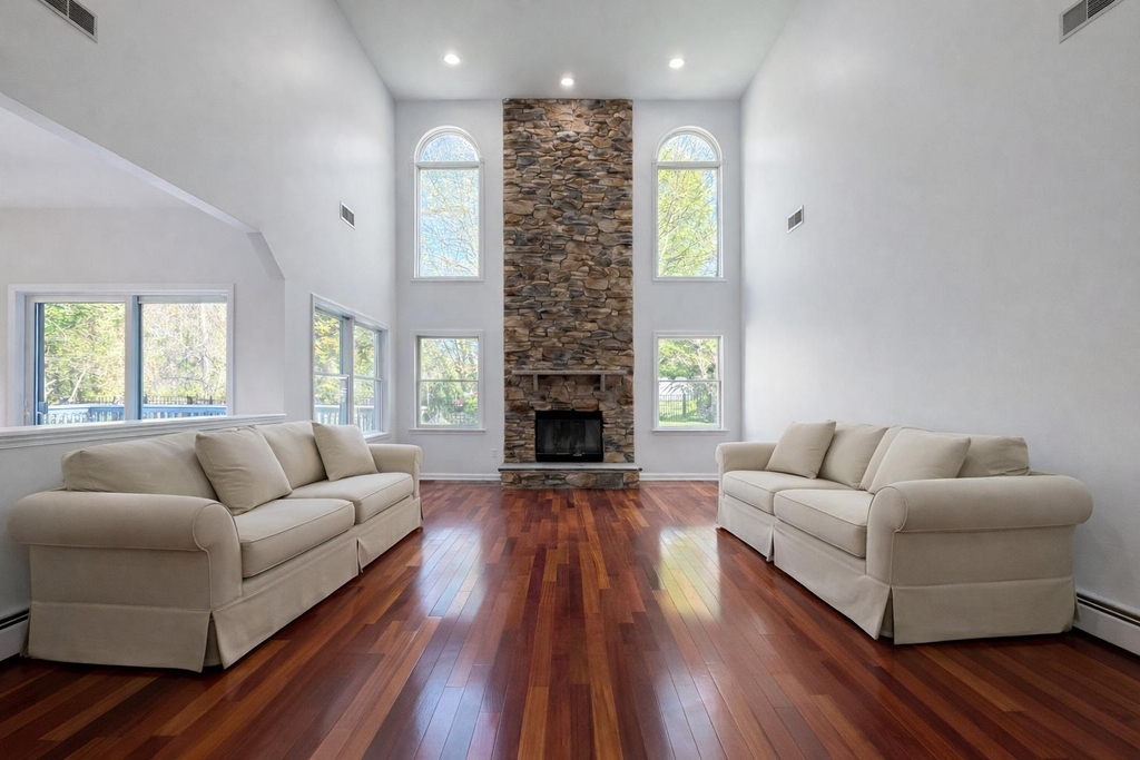 12 Fortune Way - Photo 0