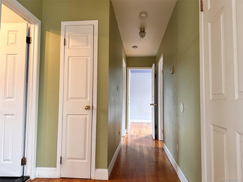 133 Railroad Avenue - Photo 9