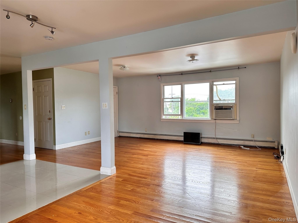 133 Railroad Avenue - Photo 5