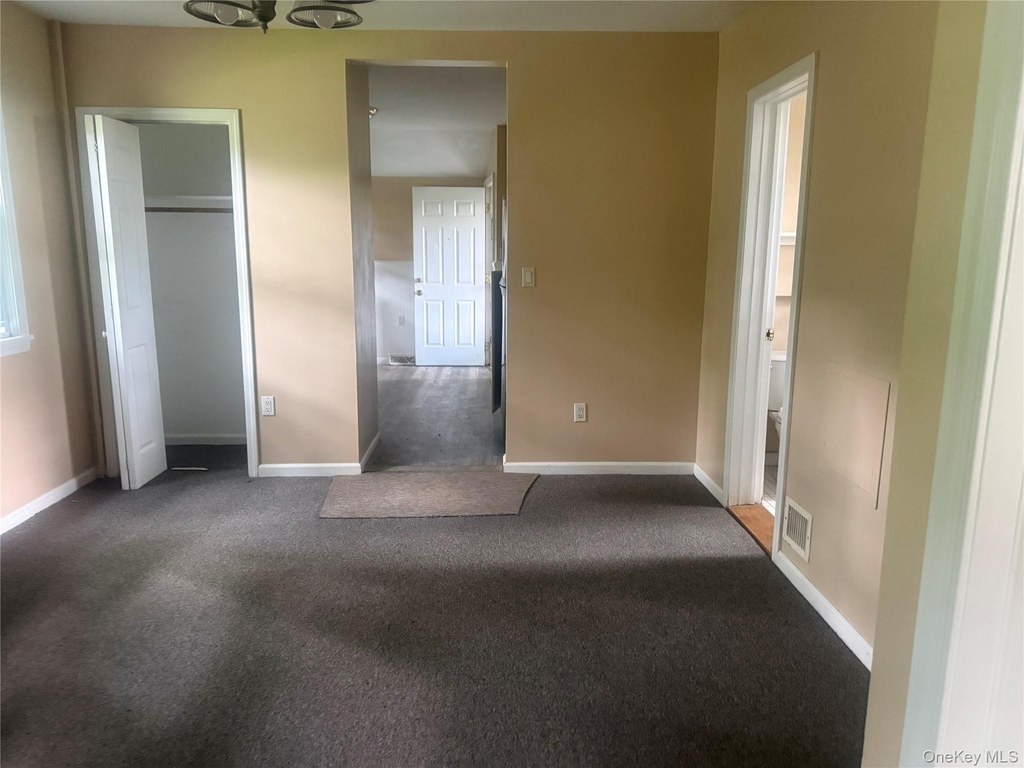 155 Orange Turnpike - Photo 5