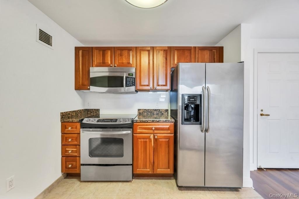 300 E Overlook - Photo 10