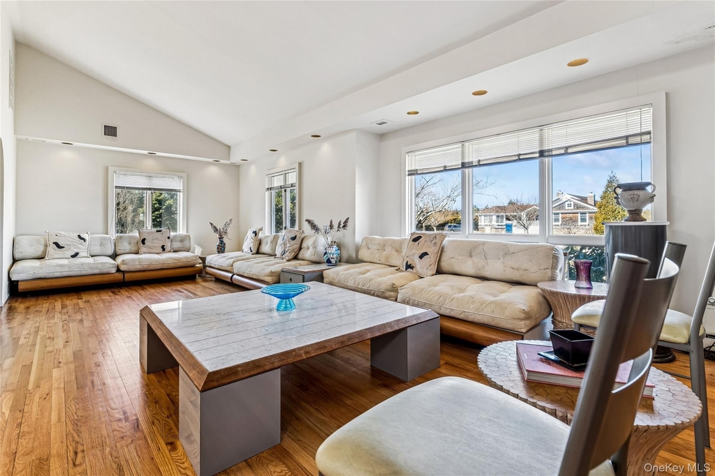 22 Meadow Lane - Photo 6