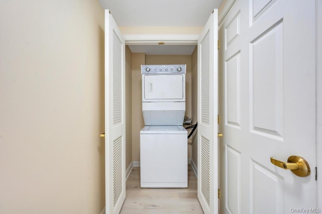 300 E Overlook - Photo 8