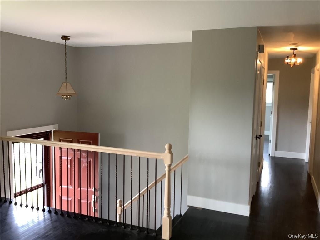 19 Mountainview Drive - Photo 3